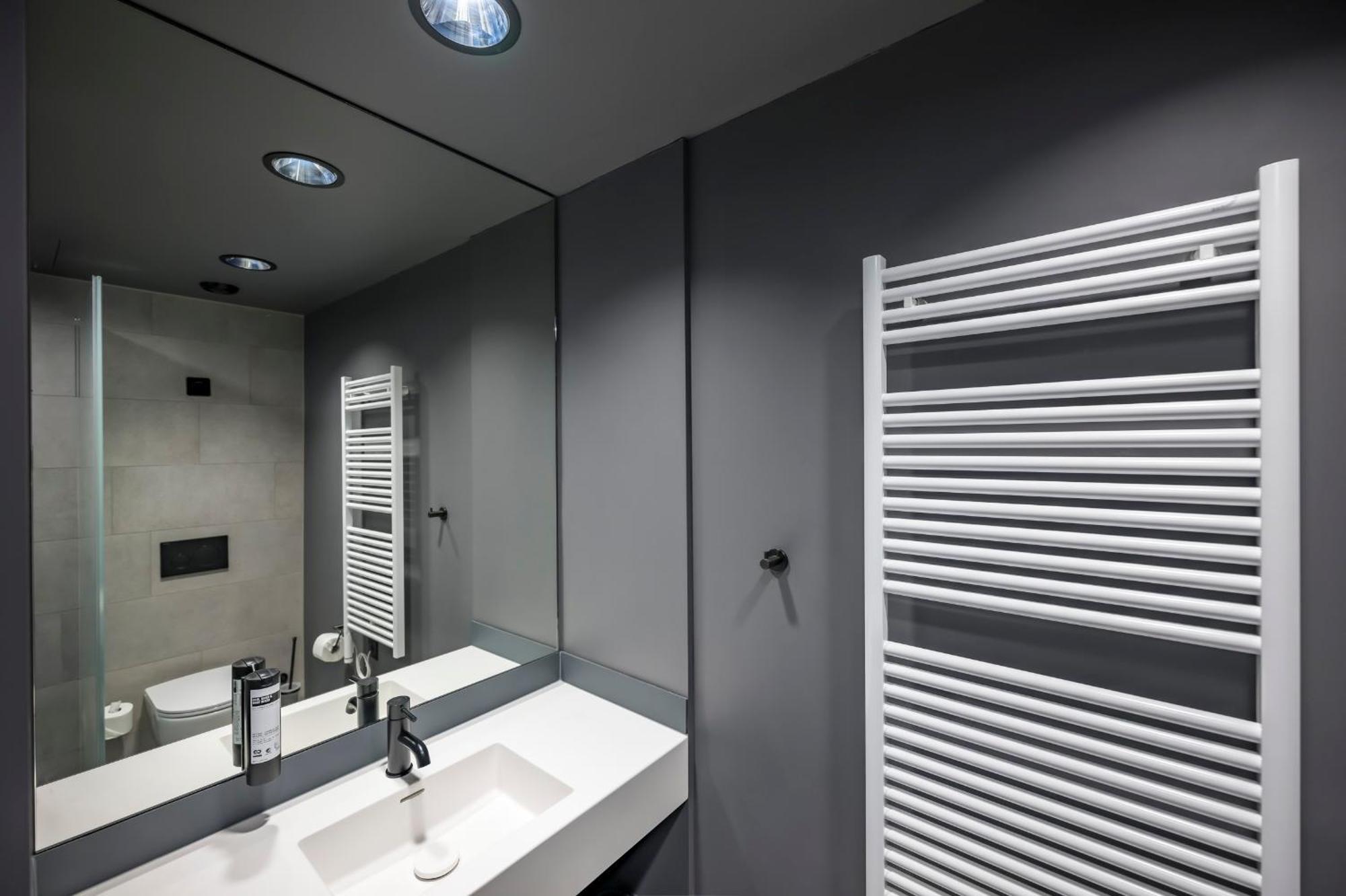 Zleep Hotel Zuerich-โคลเธ่น ภายนอก รูปภาพ