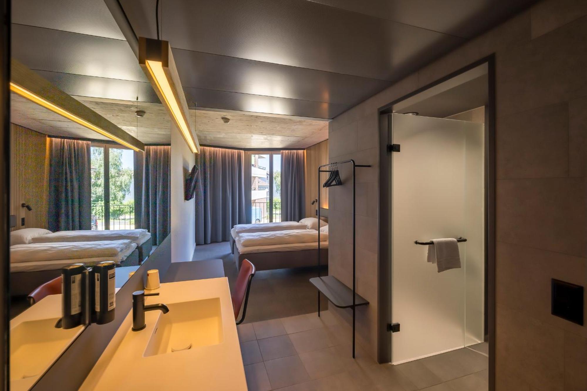 Zleep Hotel Zuerich-โคลเธ่น ภายนอก รูปภาพ