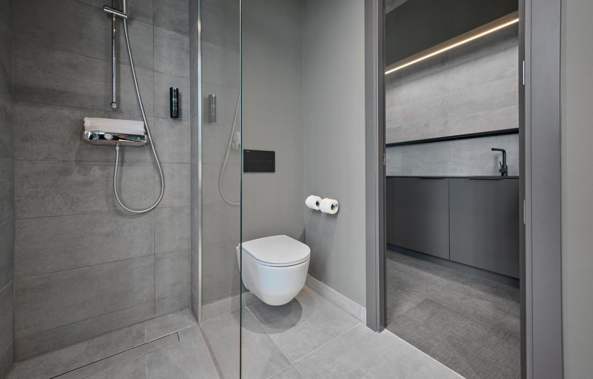 Zleep Hotel Zuerich-โคลเธ่น ภายนอก รูปภาพ