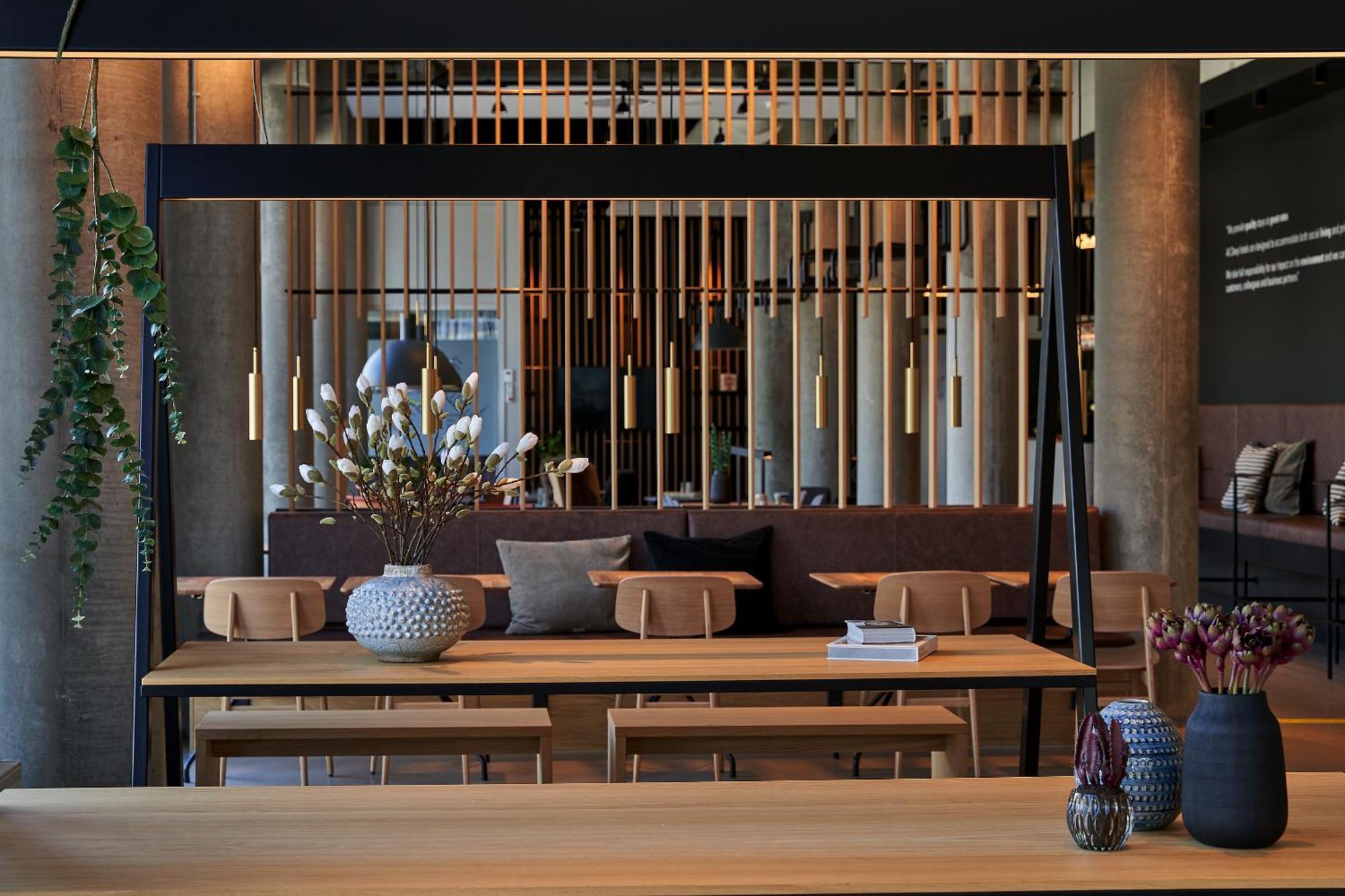 Zleep Hotel Zuerich-โคลเธ่น ภายนอก รูปภาพ